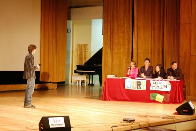 IIszkolnydzienprzedsiebiorczosci2010 (60)