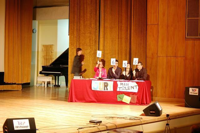 IIszkolnydzienprzedsiebiorczosci2010 (62)