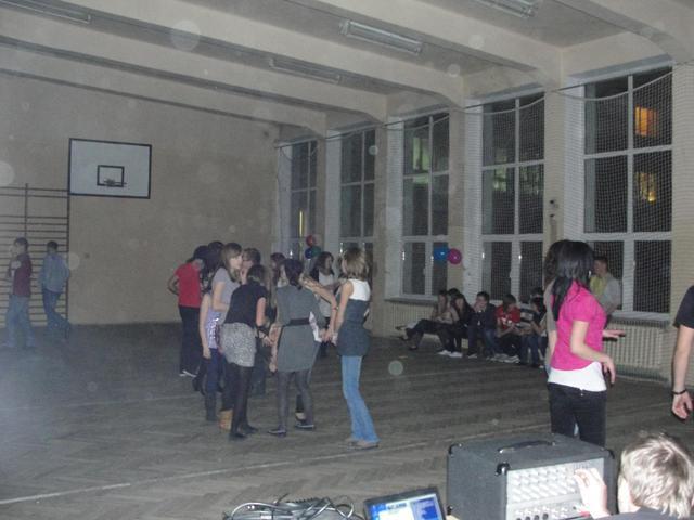 dyskotekakarnawalowa2011 11