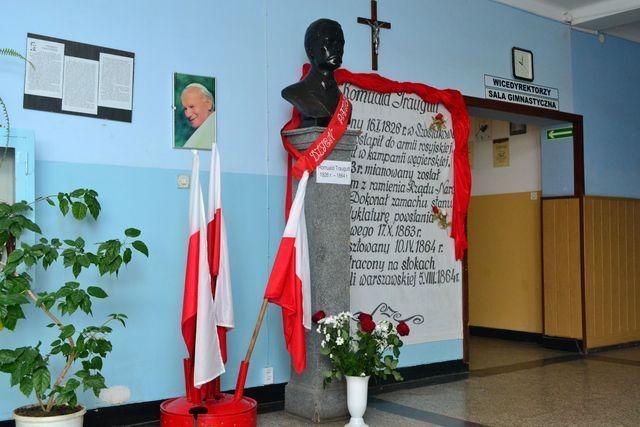 DzienPatronaSzkoly 19