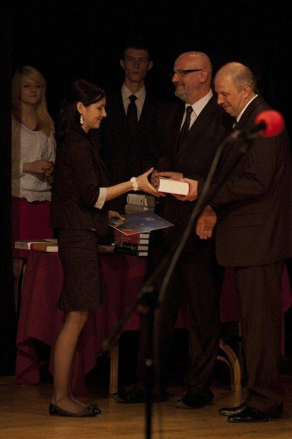 Maturzysci2012 032