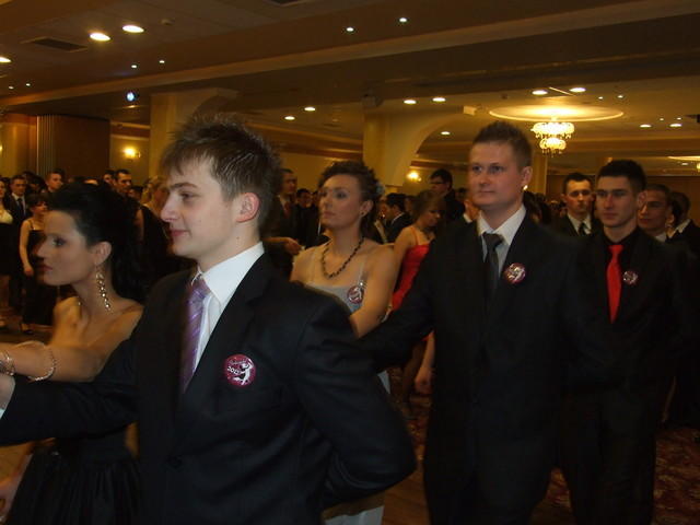 100 2012 008