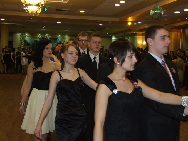 100 2012 027