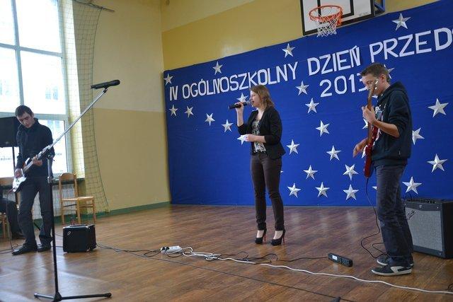 IVSzkolnyDzienPrzeds2013 38