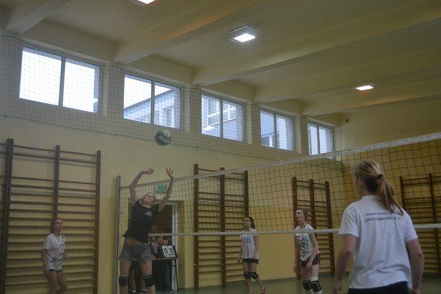 SzkolnyTurniejPilkiSiattkowej 68